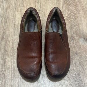 B.O.C. | Women's Cognac Brown Leather Truro Slip-On Loafer Shoes, Size 9